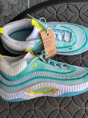 NEW Nike Cosmic Unity 3 Basketball Shoes Jade Ice Men’s Size 18 DV2757-300